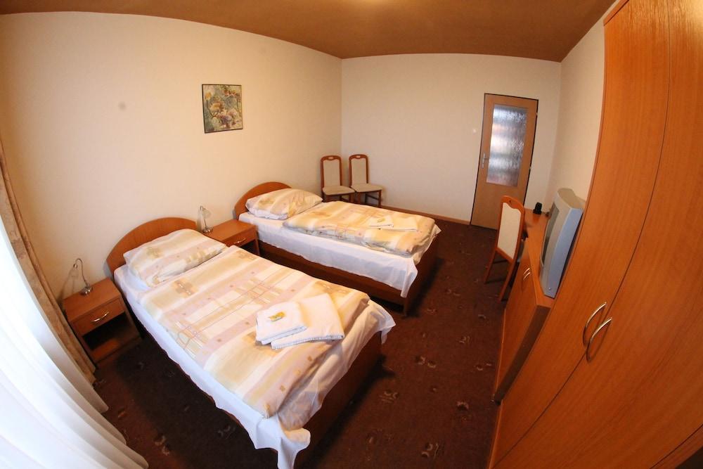 Hotel Spectrum Trnava Eksteriør bilde