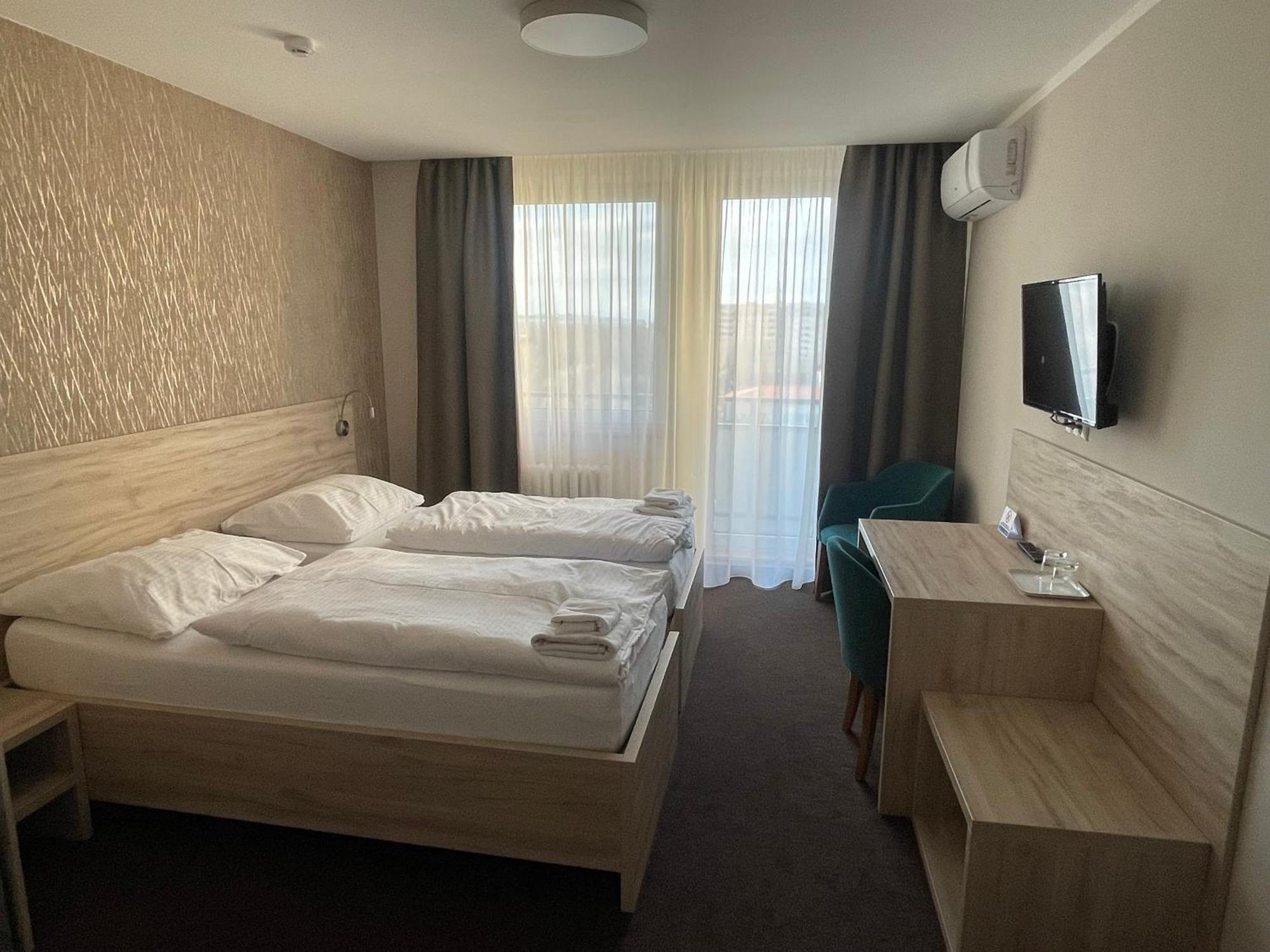 Hotel Spectrum Trnava Eksteriør bilde