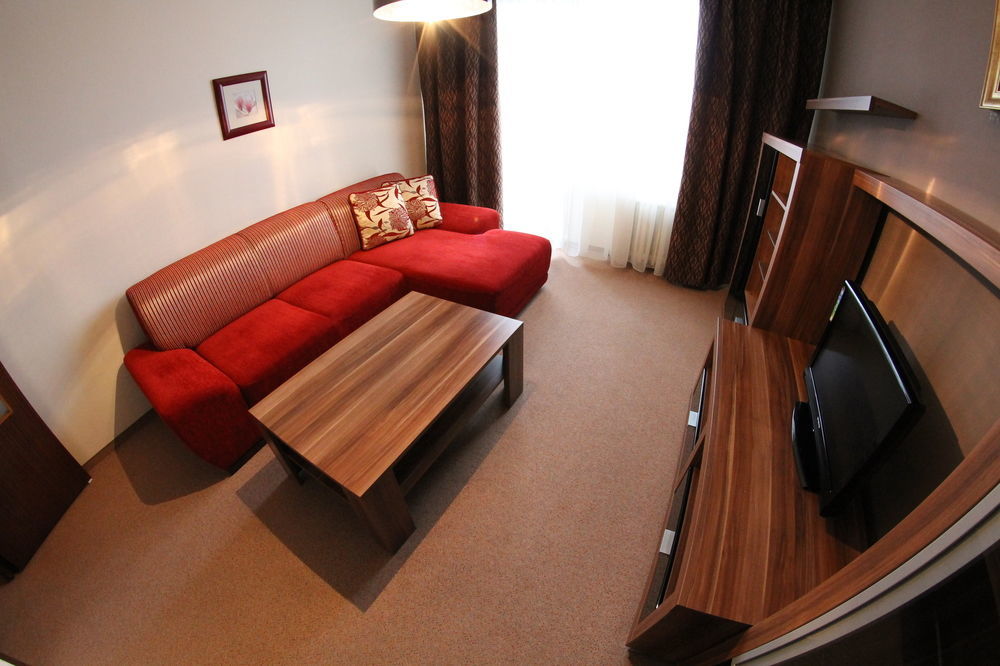 Hotel Spectrum Trnava Eksteriør bilde